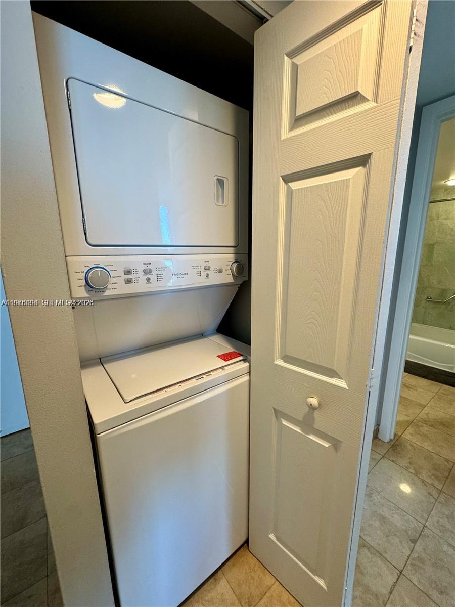 18683 Collins Ave #2306 Sunny Isles Beach, FL 33160