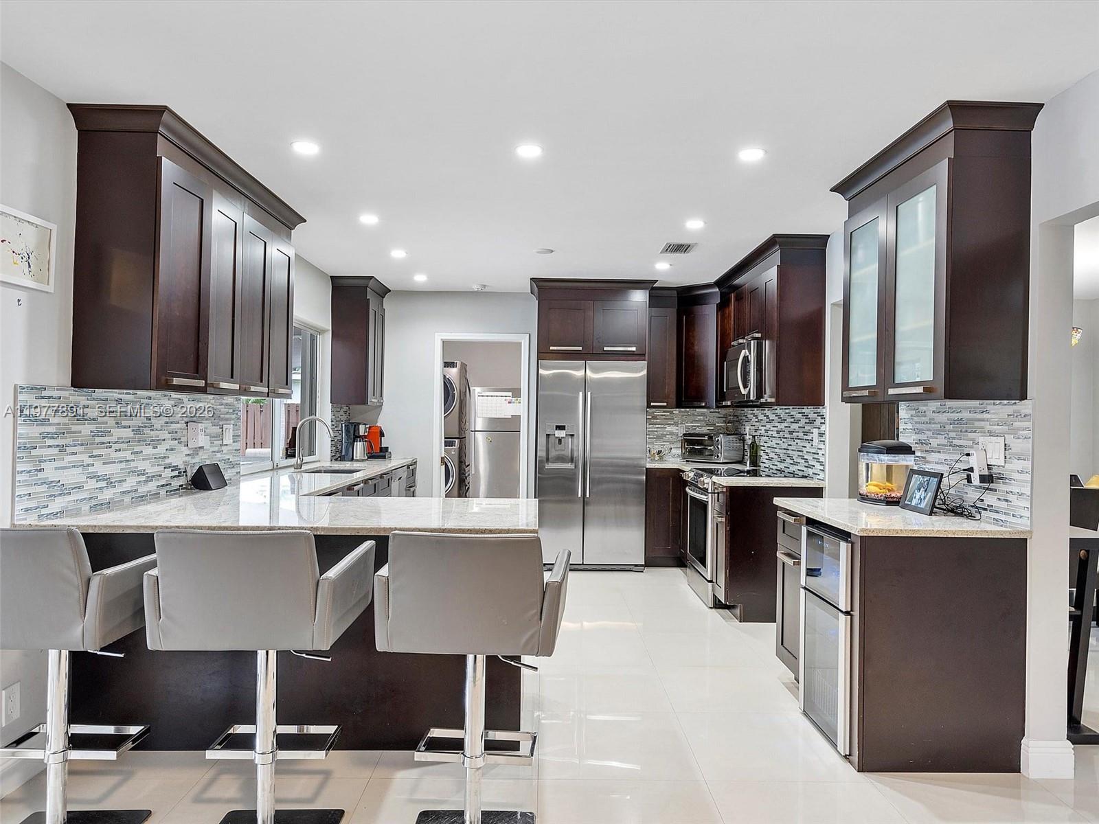 5620 SW 9th St Plantation, FL 33317