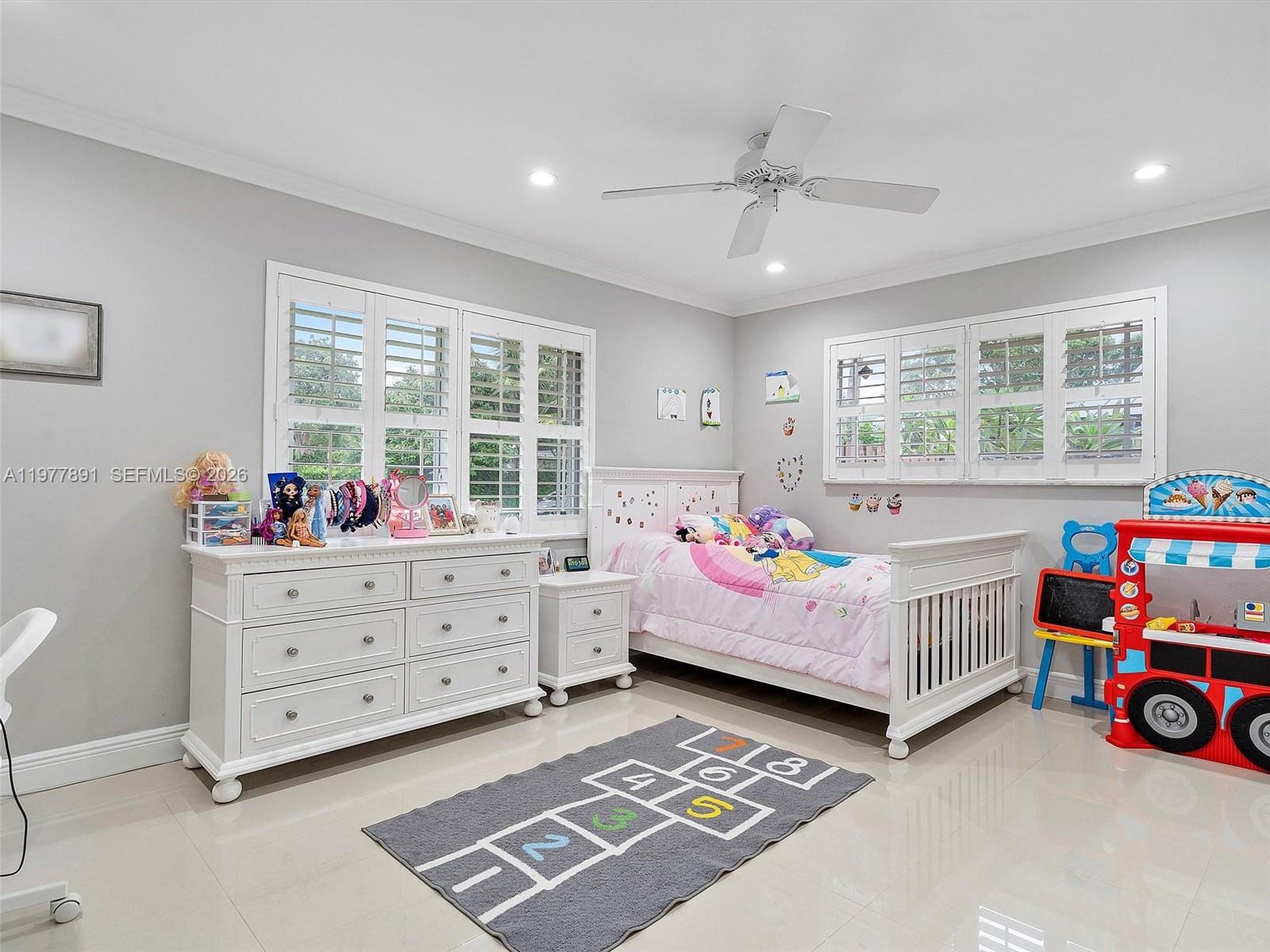 5620 SW 9th St Plantation, FL 33317