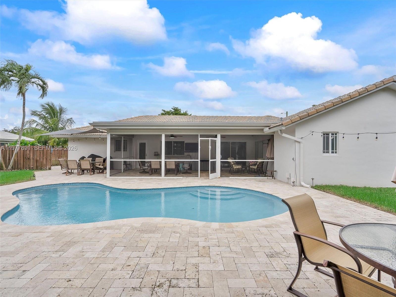 5620 SW 9th St Plantation, FL 33317