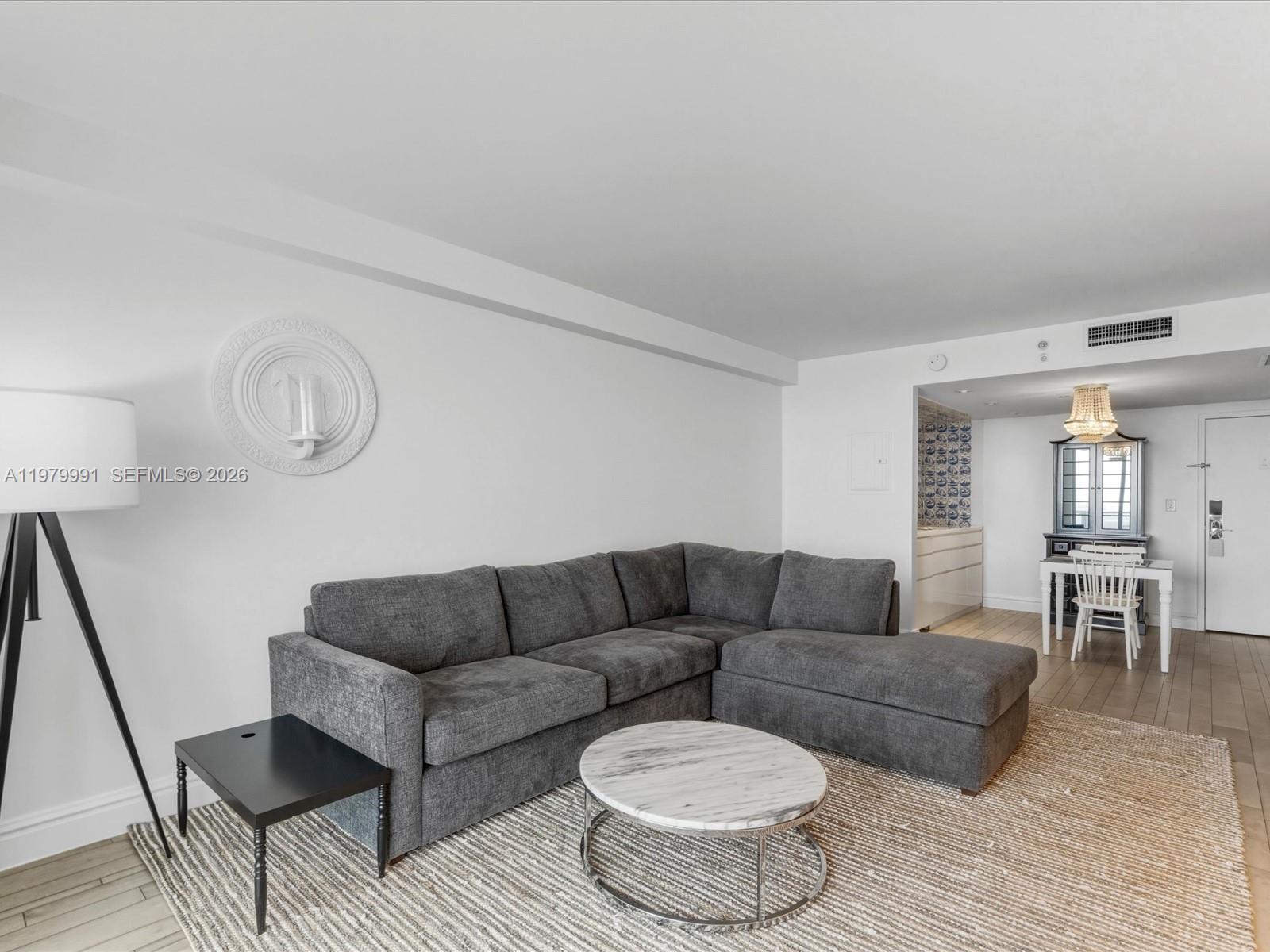 image Mondrian South Beach3