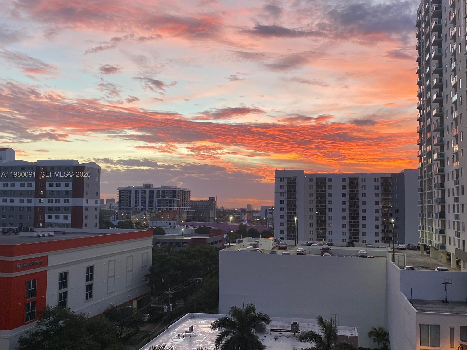 image Gallery Art Condos7