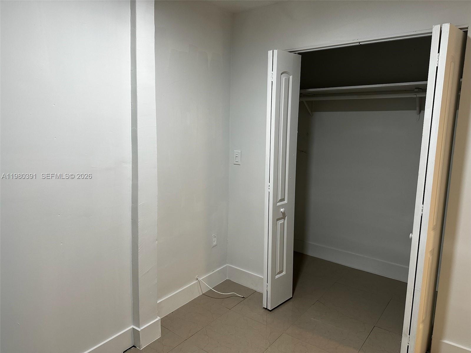 2223 NW 32nd St Miami, FL 33142