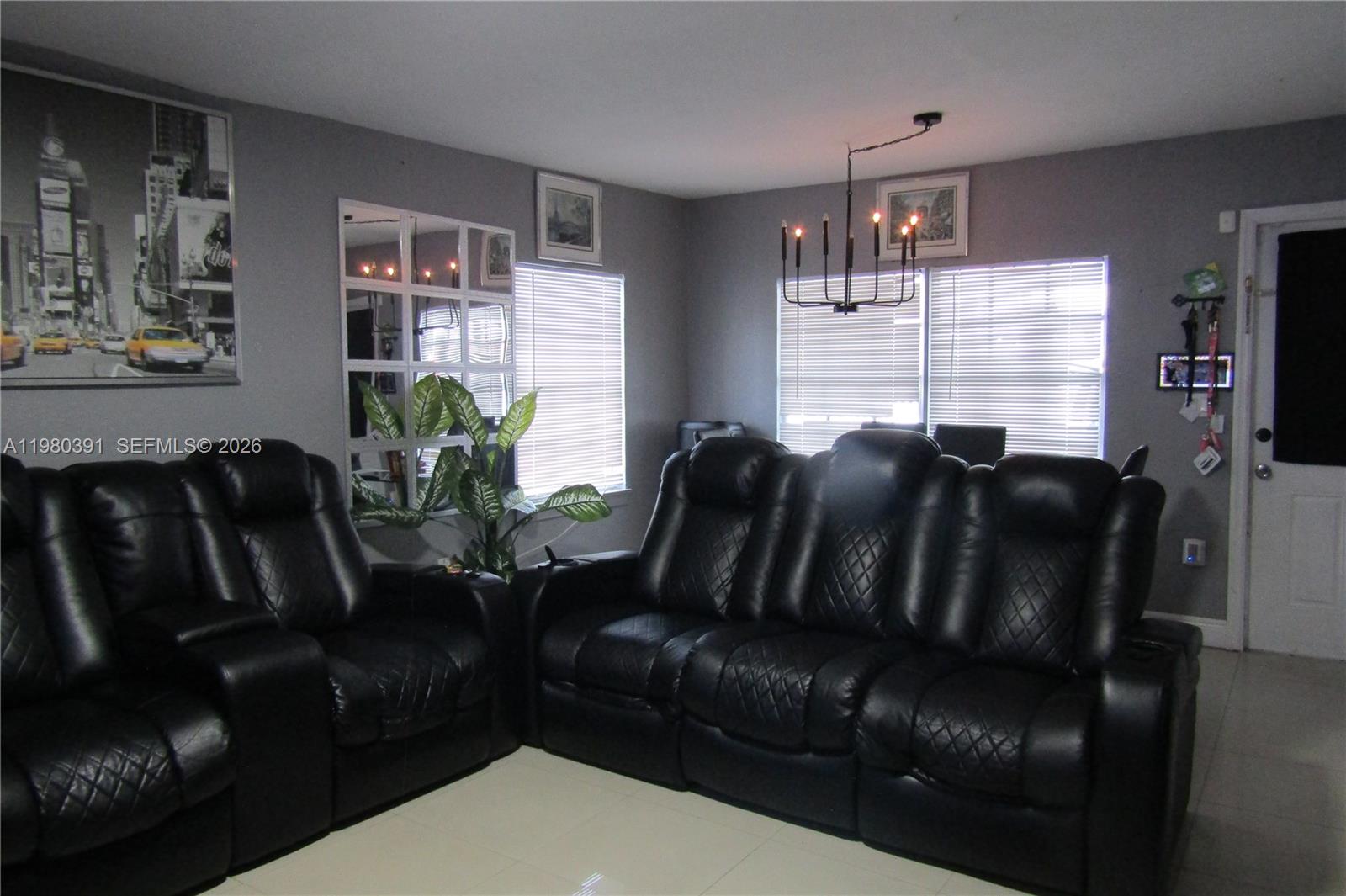 2223 NW 32nd St Miami, FL 33142