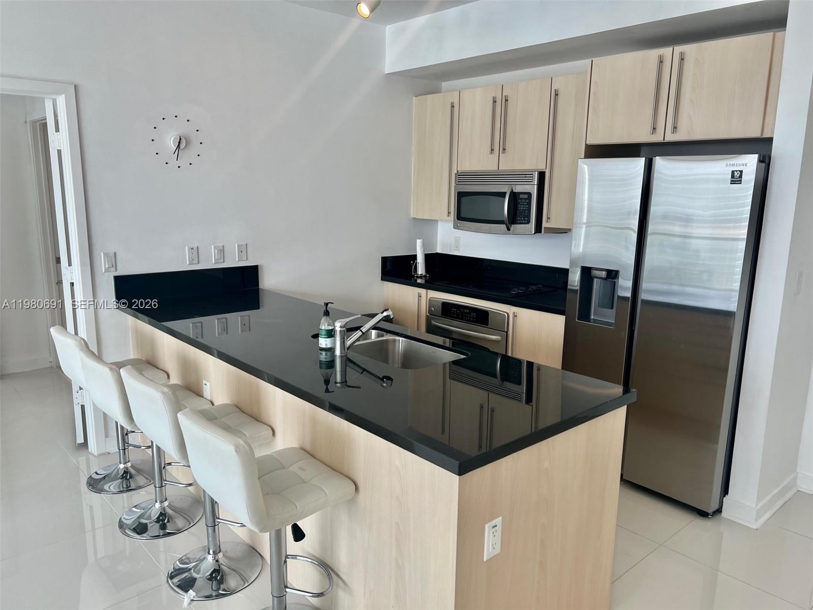 1111 SW 1st Ave #3223 Miami, FL 33130