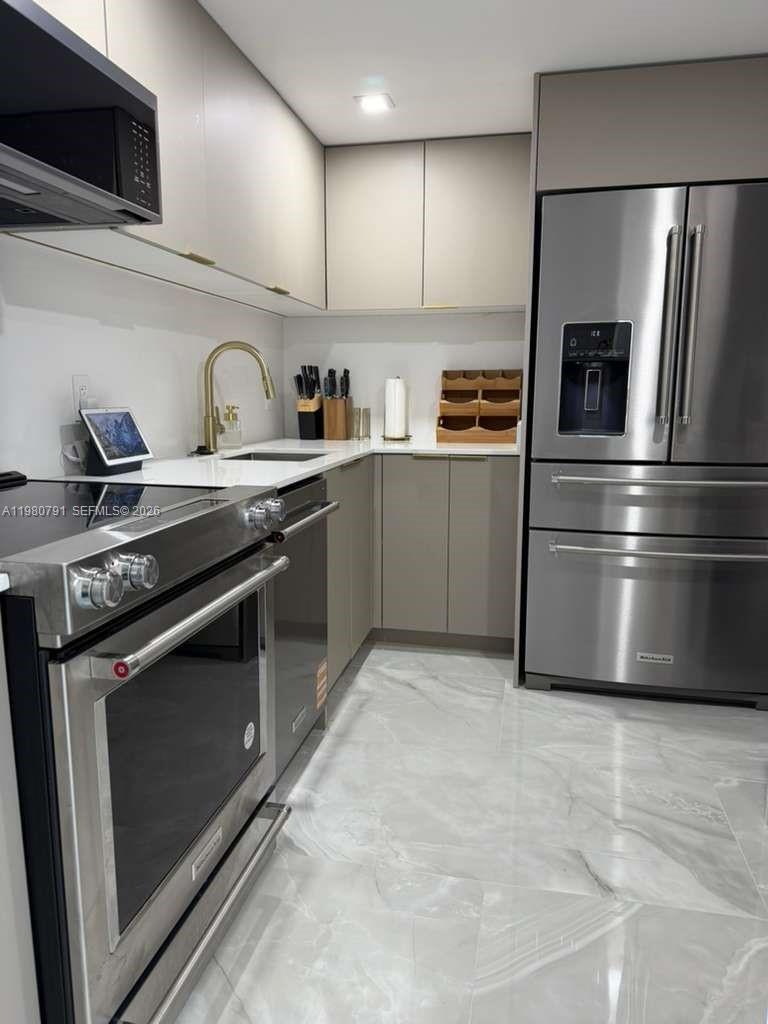 20505 E Country Clb Dr #534 Aventura, FL 33180