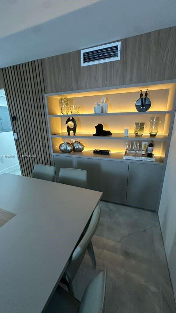 20505 E Country Clb Dr #534 Aventura, FL 33180