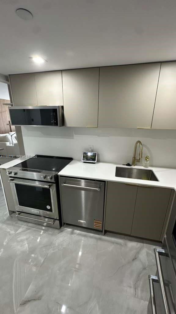 20505 E Country Clb Dr #534 Aventura, FL 33180