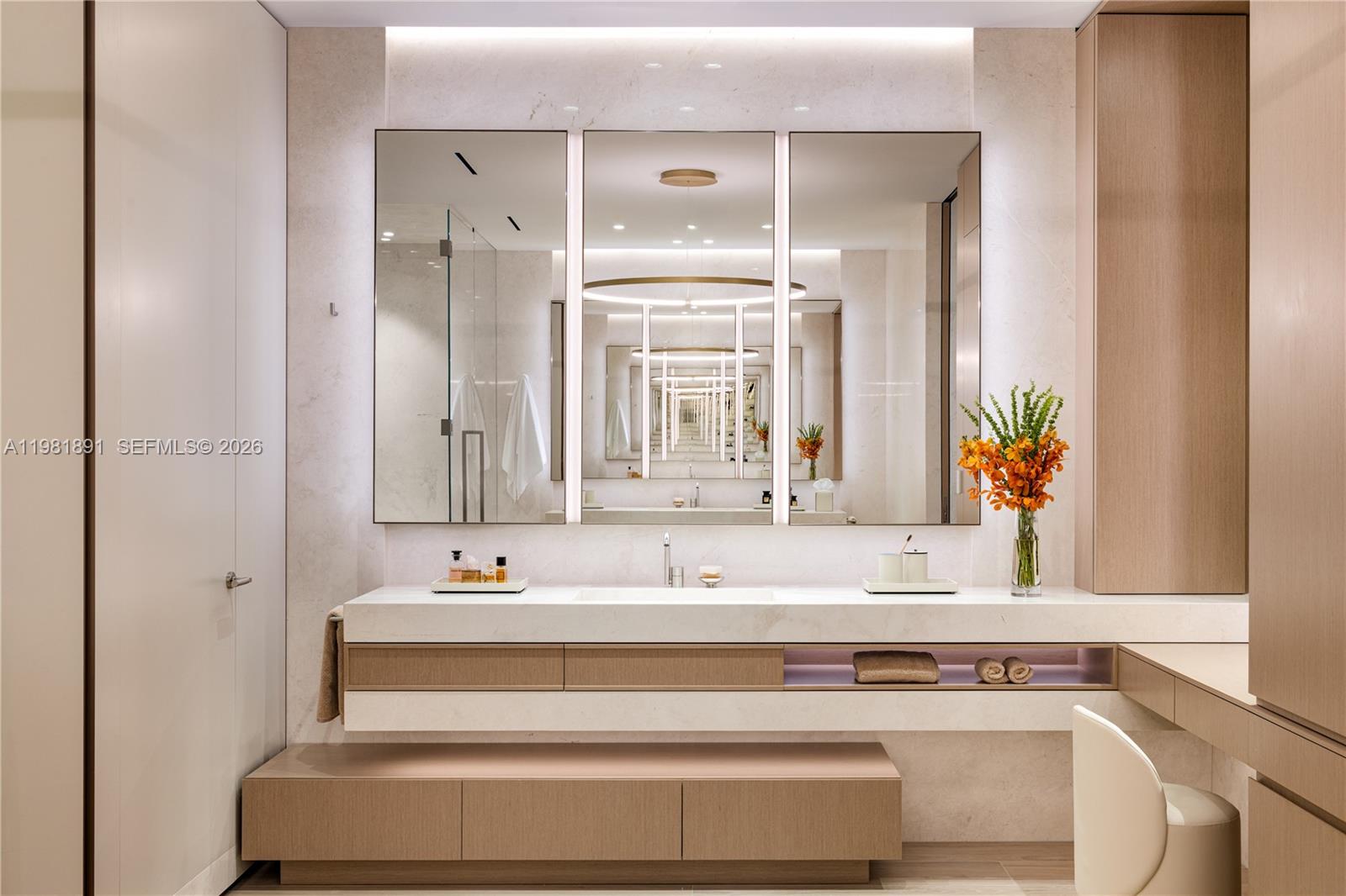 1522 Island Blvd Aventura, FL 33160