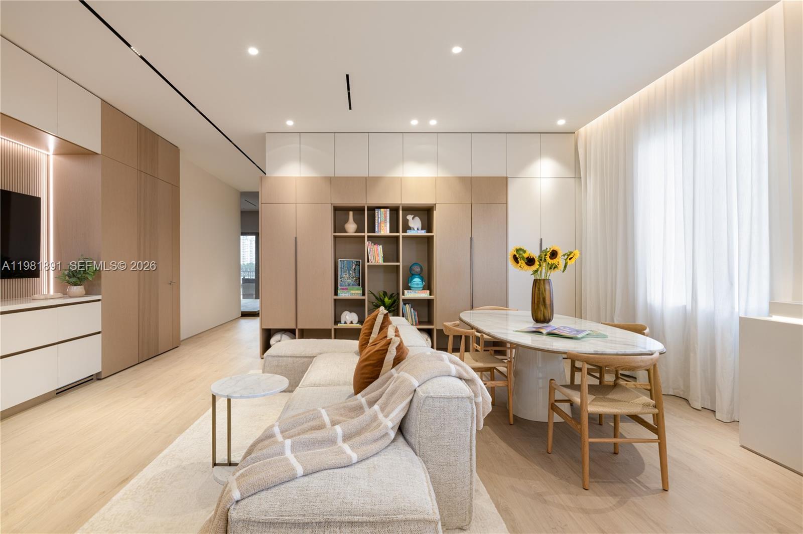 1522 Island Blvd Aventura, FL 33160