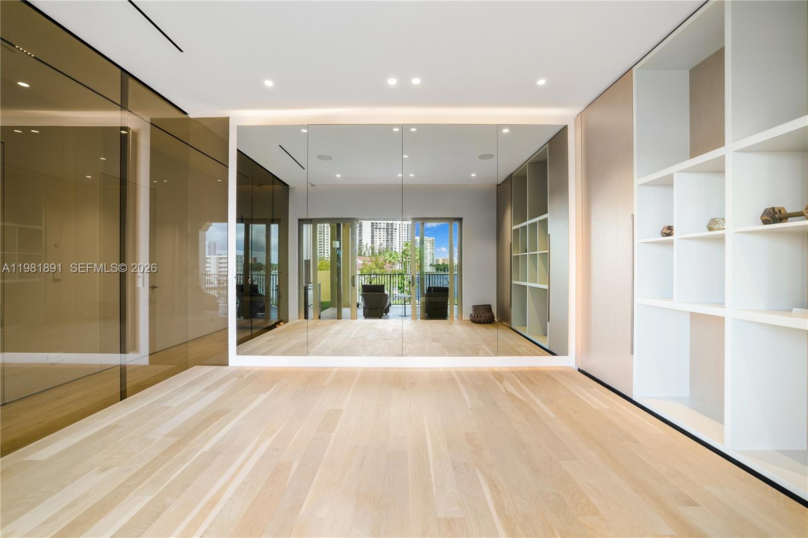 1522 Island Blvd Aventura, FL 33160