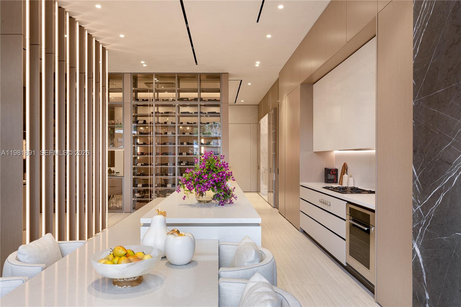 1522 Island Blvd Aventura, FL 33160