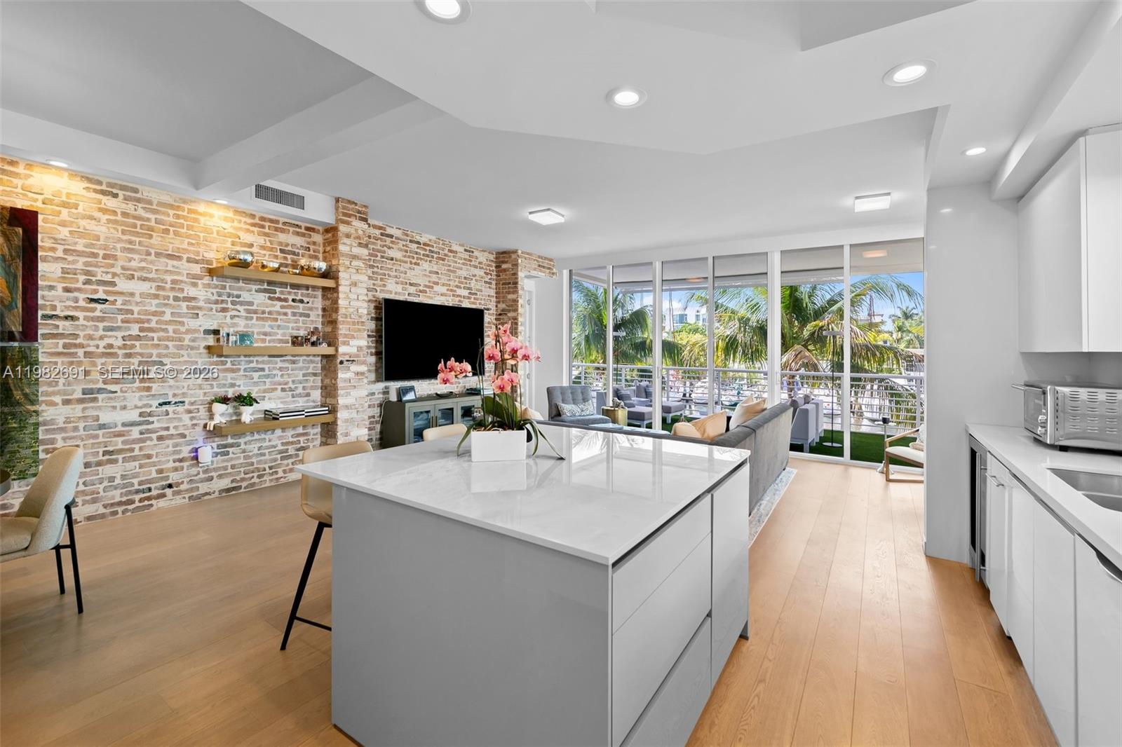 151 Isle Of Venice Dr #2A Fort Lauderdale, FL 33301