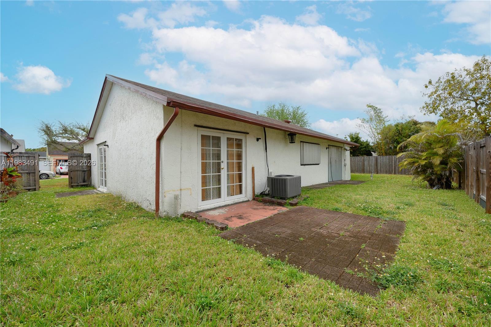 13329 SW 113th Pl Miami, FL 33176