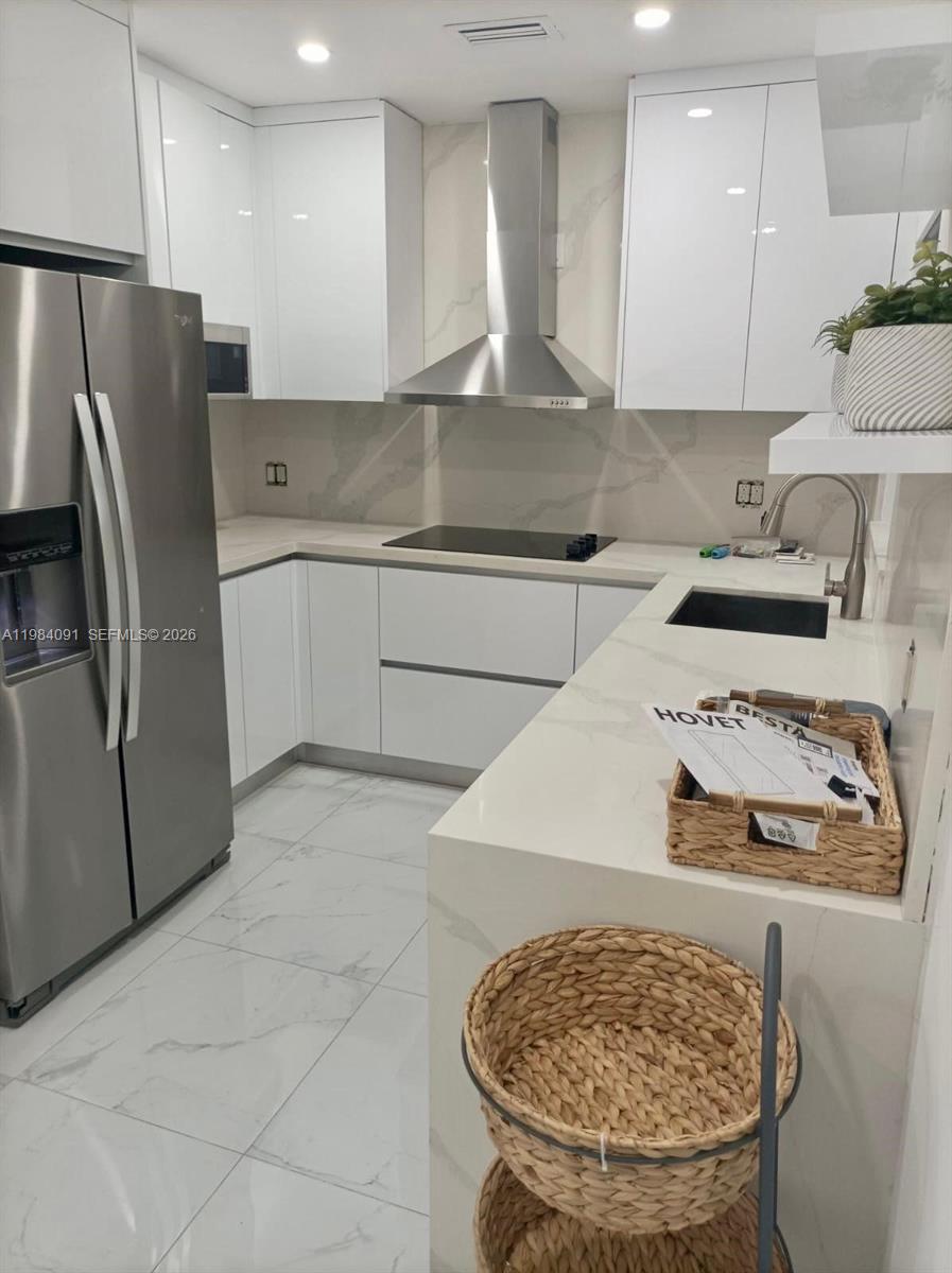 1220 NW 37th Ave Miami, FL 33125