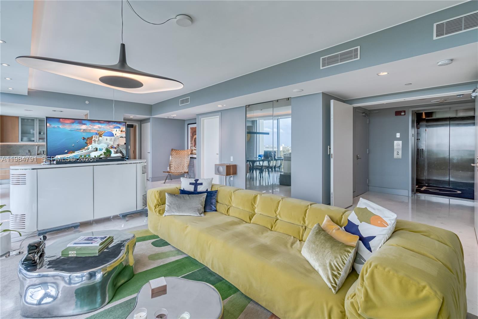 image Grovenor House6