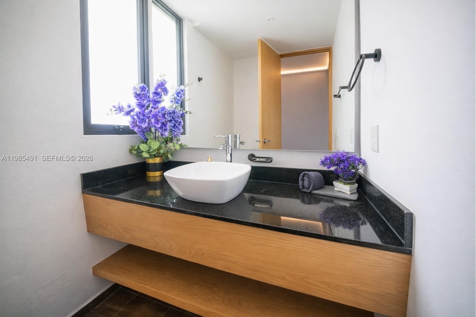 Avenida Ctm #107 Playa Del Carmen, FL 77728