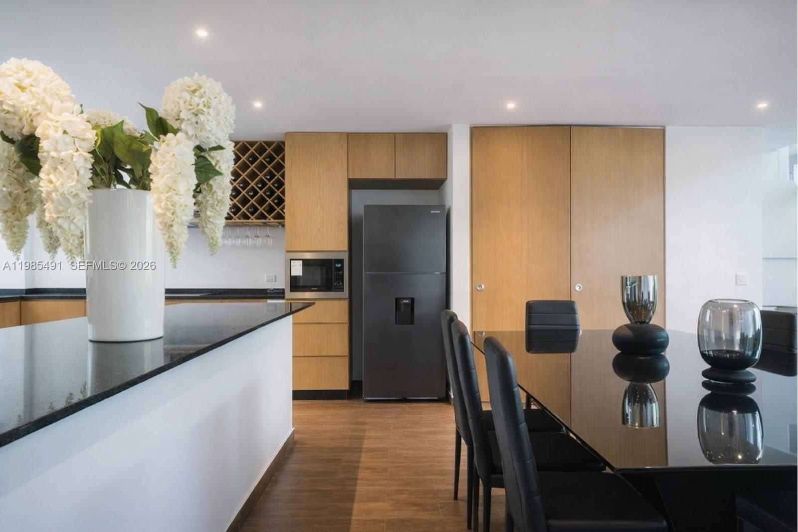 Avenida Ctm #107 Playa Del Carmen, FL 77728