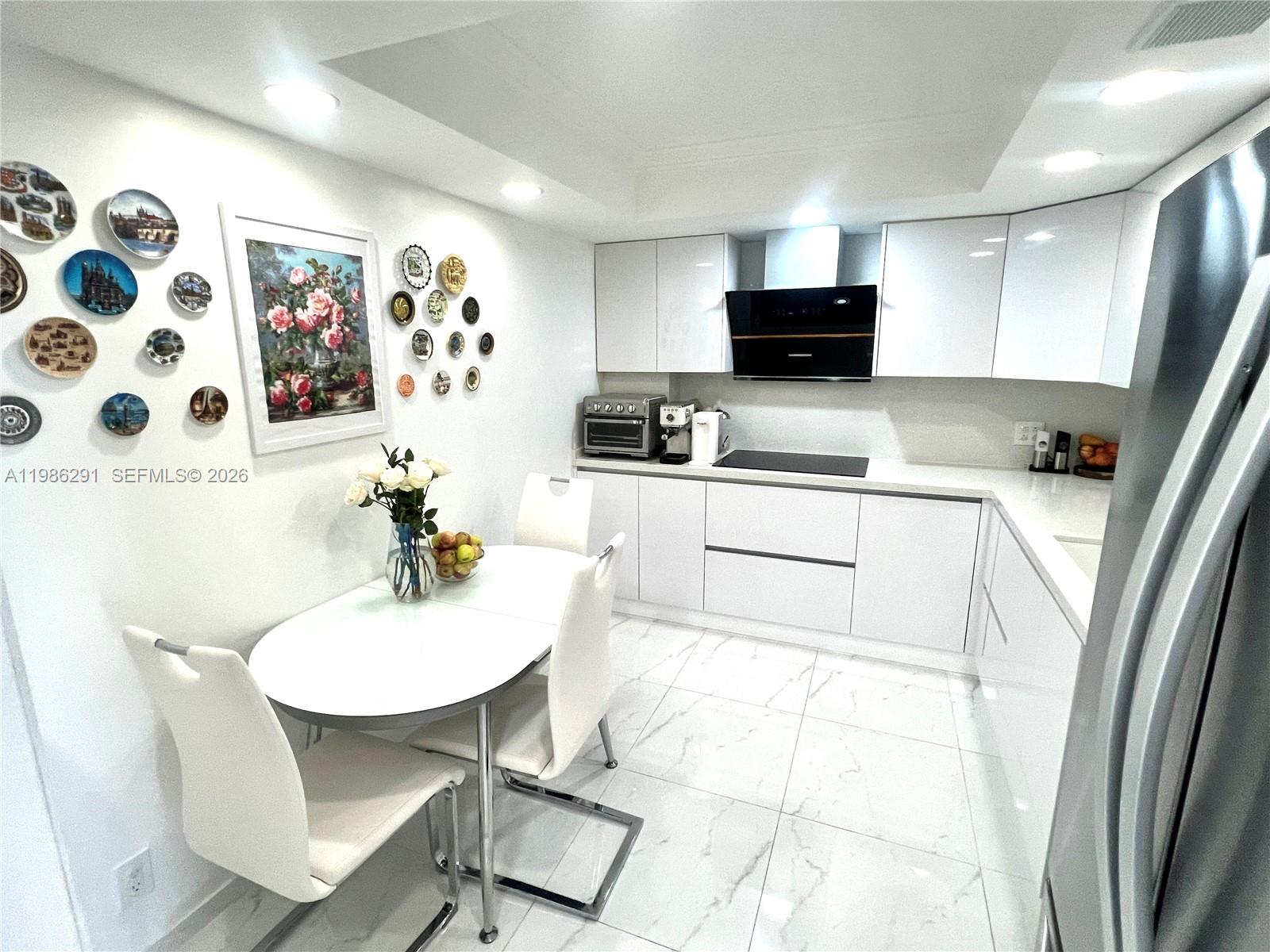 437 Golden Isles Dr #14G Hallandale Beach, FL 33009