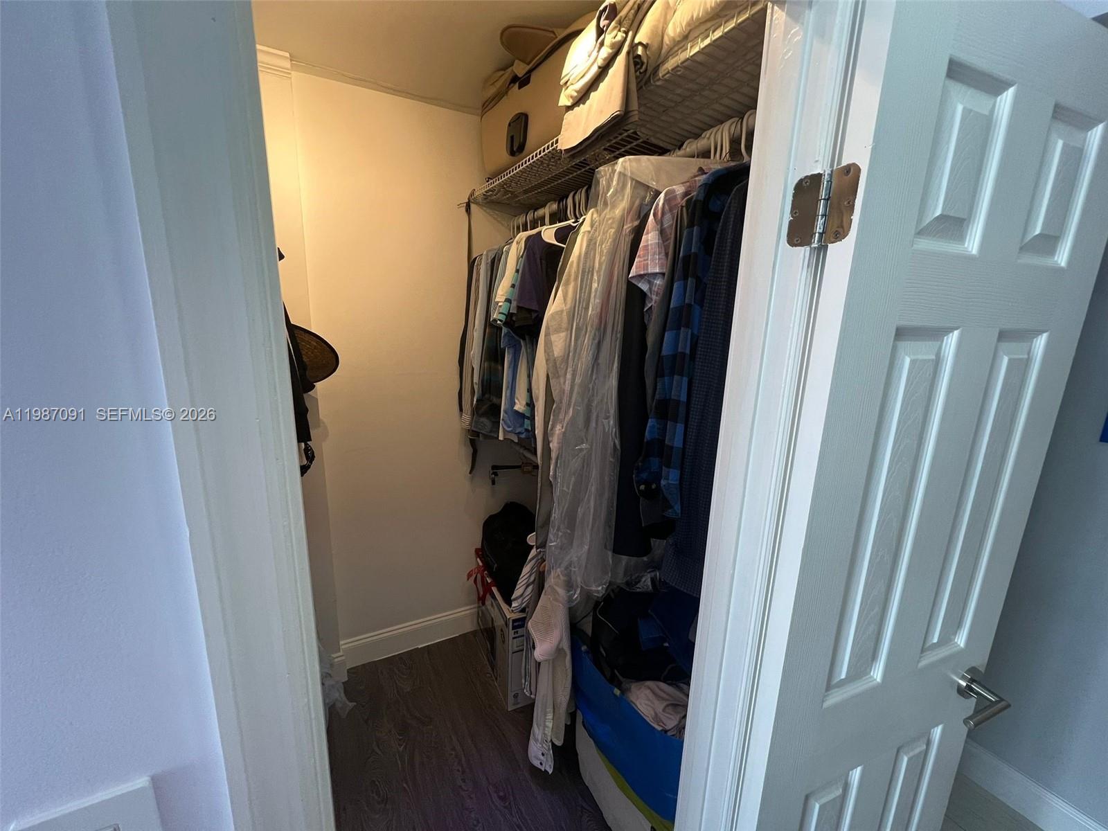 1301 NE Miami Gdns Dr #1013W Miami, FL 33179