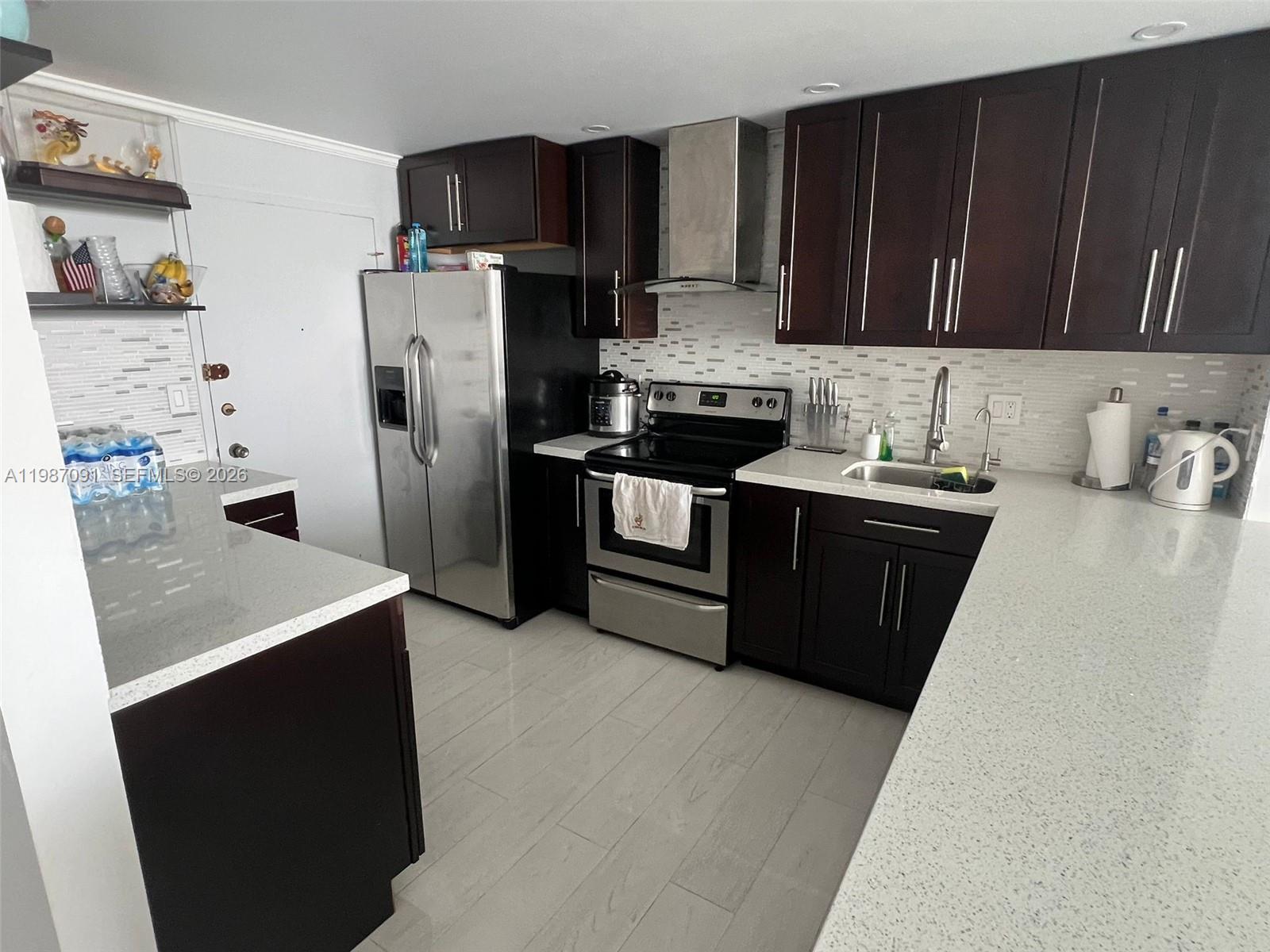 1301 NE Miami Gdns Dr #1013W Miami, FL 33179