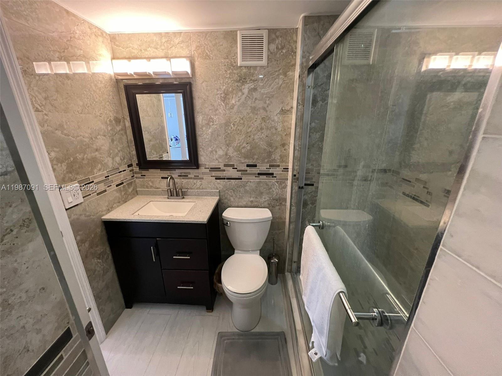 1301 NE Miami Gdns Dr #1013W Miami, FL 33179