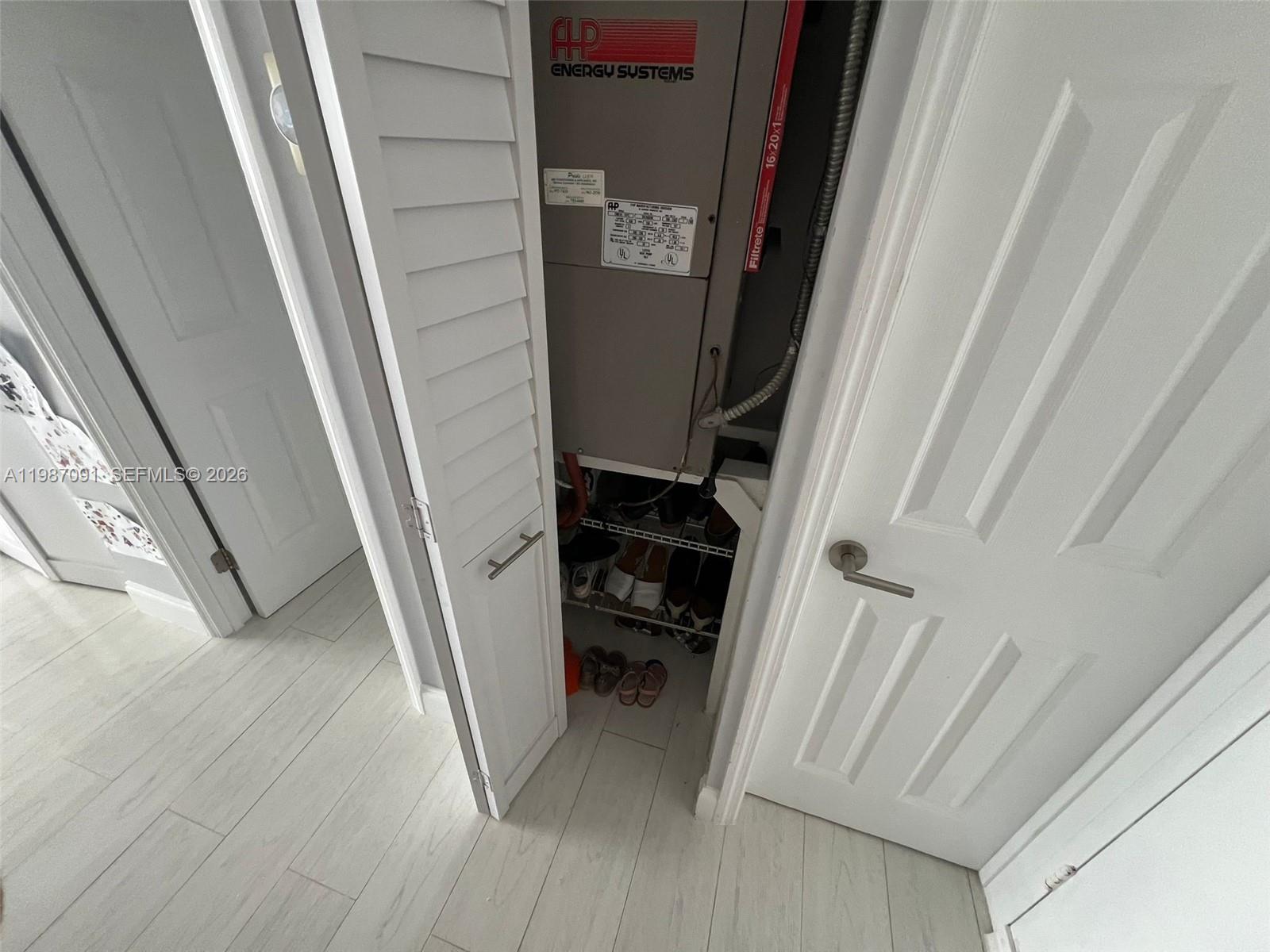 1301 NE Miami Gdns Dr #1013W Miami, FL 33179