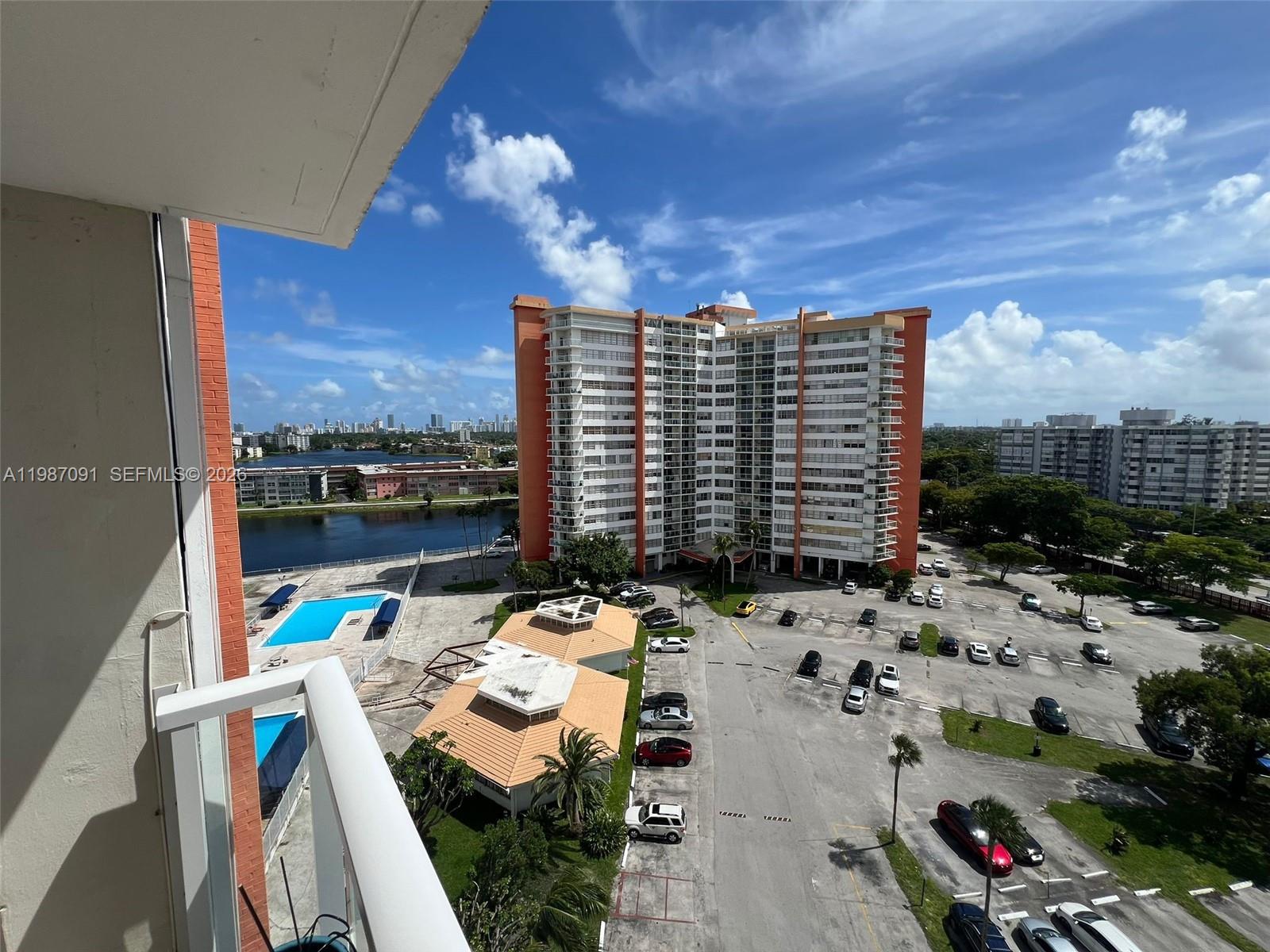 1301 NE Miami Gdns Dr #1013W Miami, FL 33179