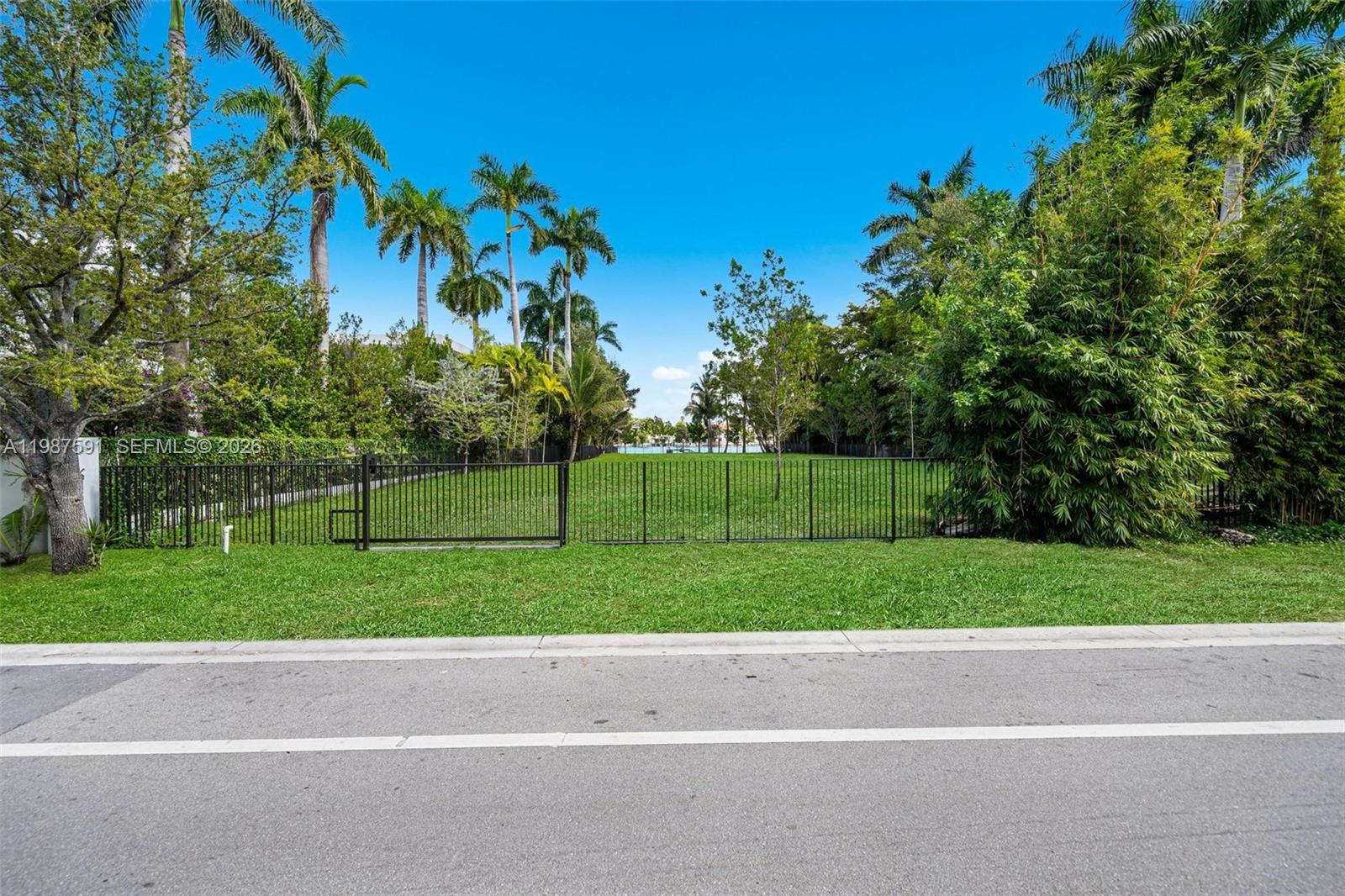 93 Palm Ave Miami Beach, FL 33139