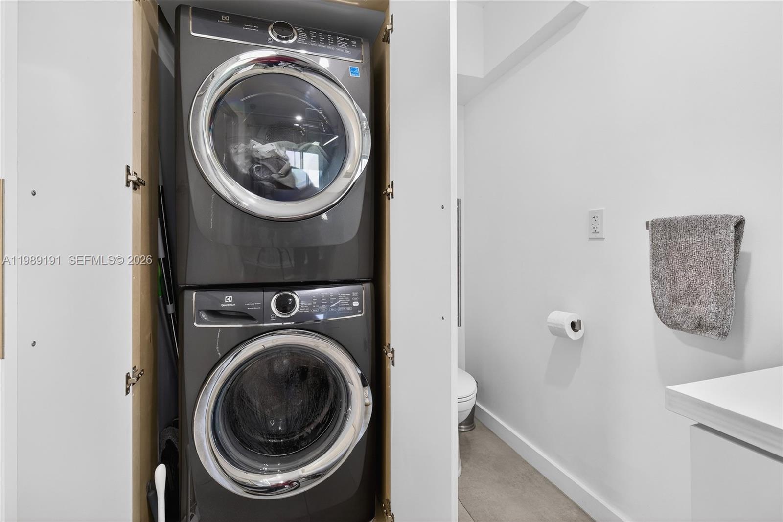 2431 SW 4th St Miami, FL 33135