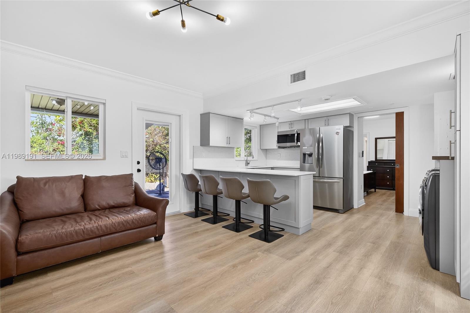 2431 SW 4th St Miami, FL 33135