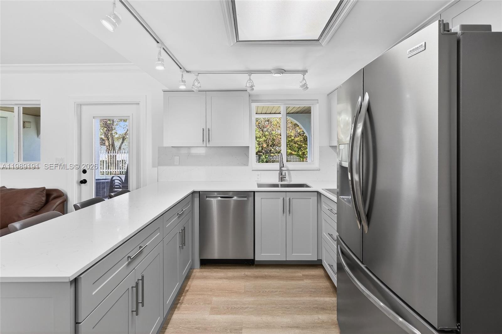 2431 SW 4th St Miami, FL 33135