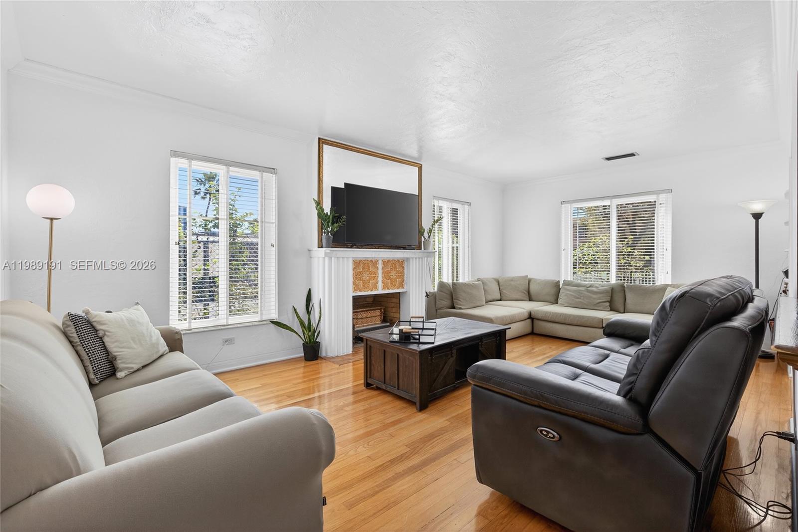 2431 SW 4th St Miami, FL 33135