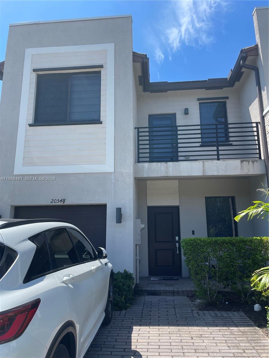 20548 NE 5th Pl