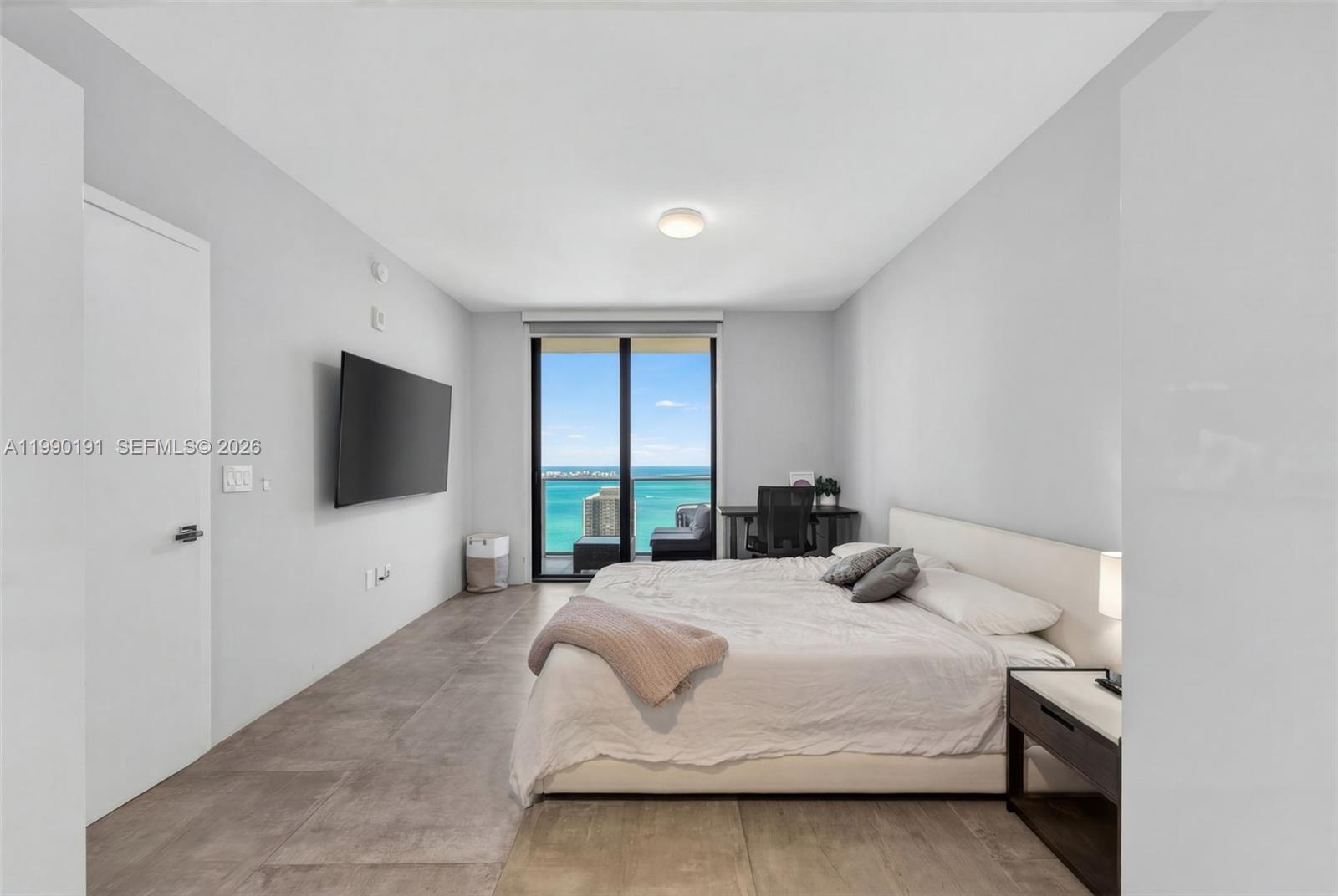 1010 Brickell Ave #4203 Miami, FL 33131