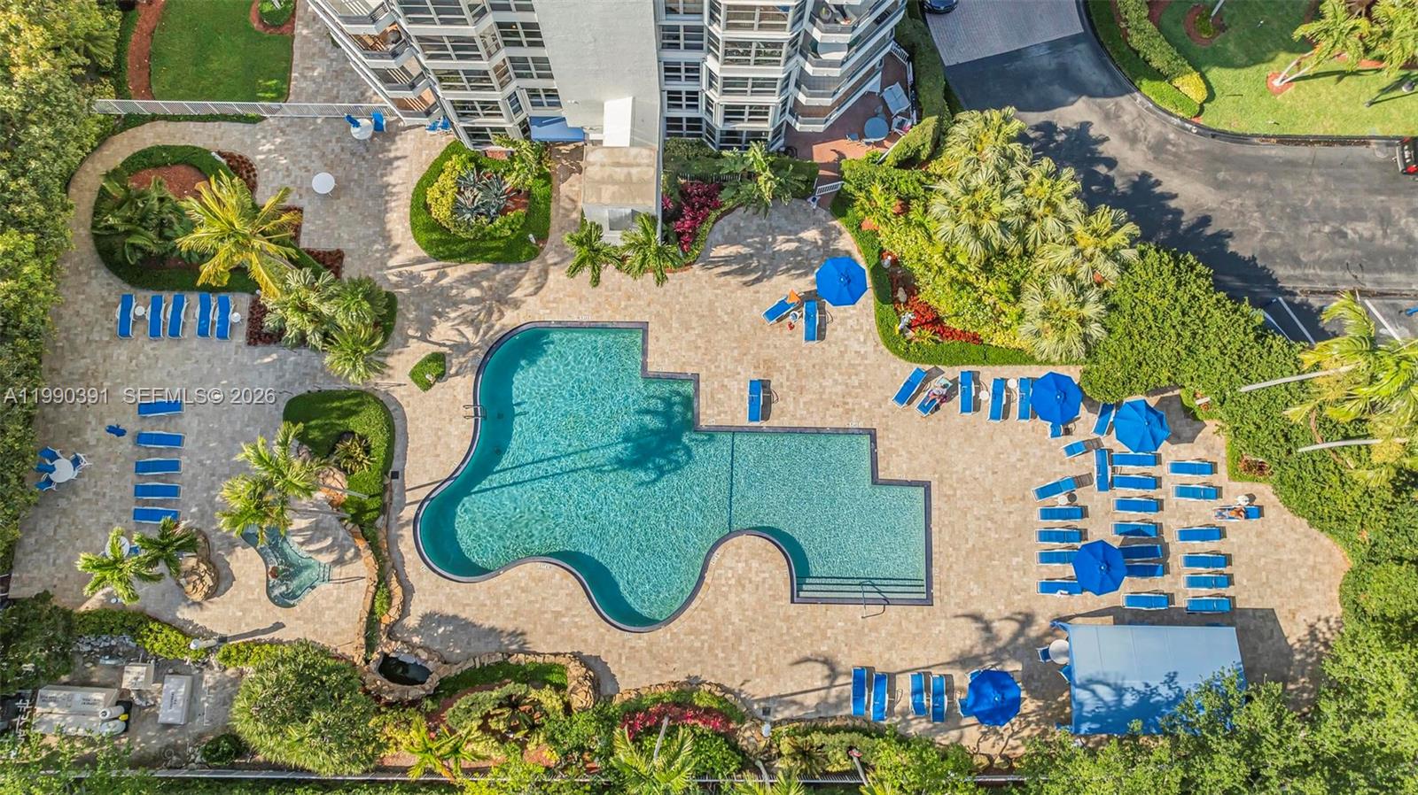 3500 Mystic Pointe Dr #604 Aventura, FL 33180