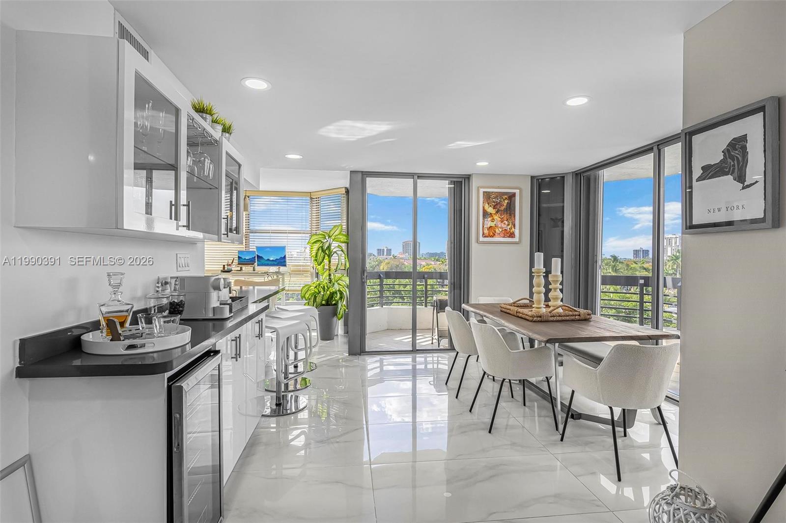 3500 Mystic Pointe Dr #604 Aventura, FL 33180