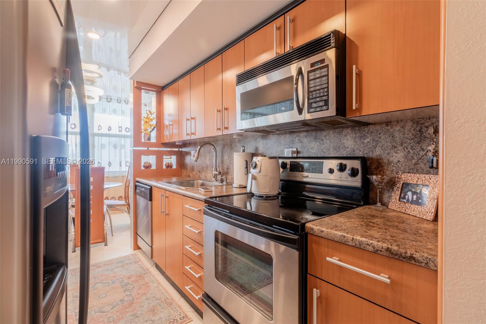 301 174th #2417 Sunny Isles Beach, FL 33160