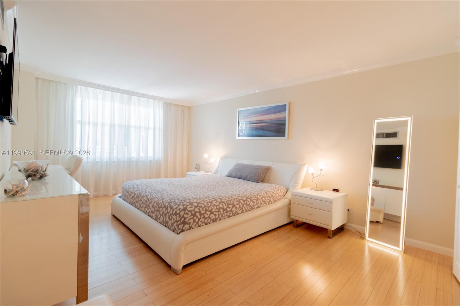 301 174th #2417 Sunny Isles Beach, FL 33160