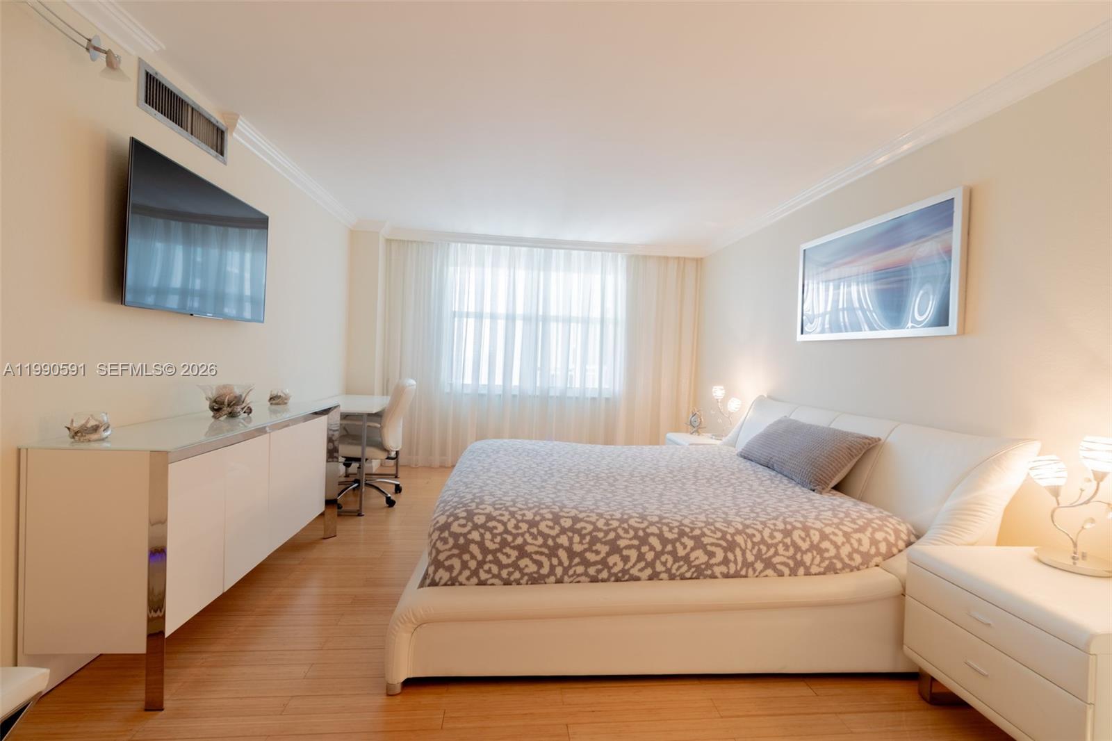 301 174th #2417 Sunny Isles Beach, FL 33160