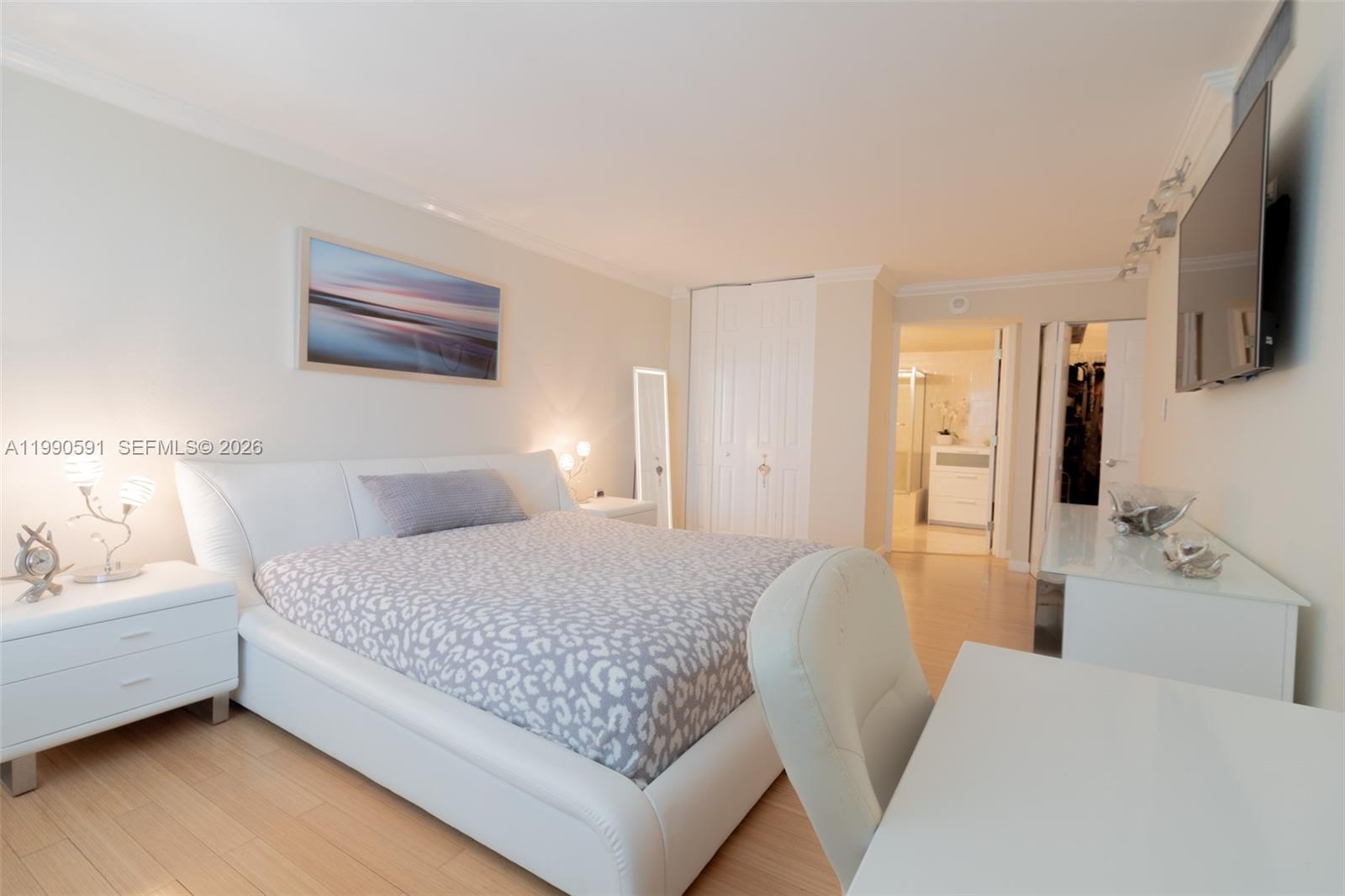 301 174th #2417 Sunny Isles Beach, FL 33160