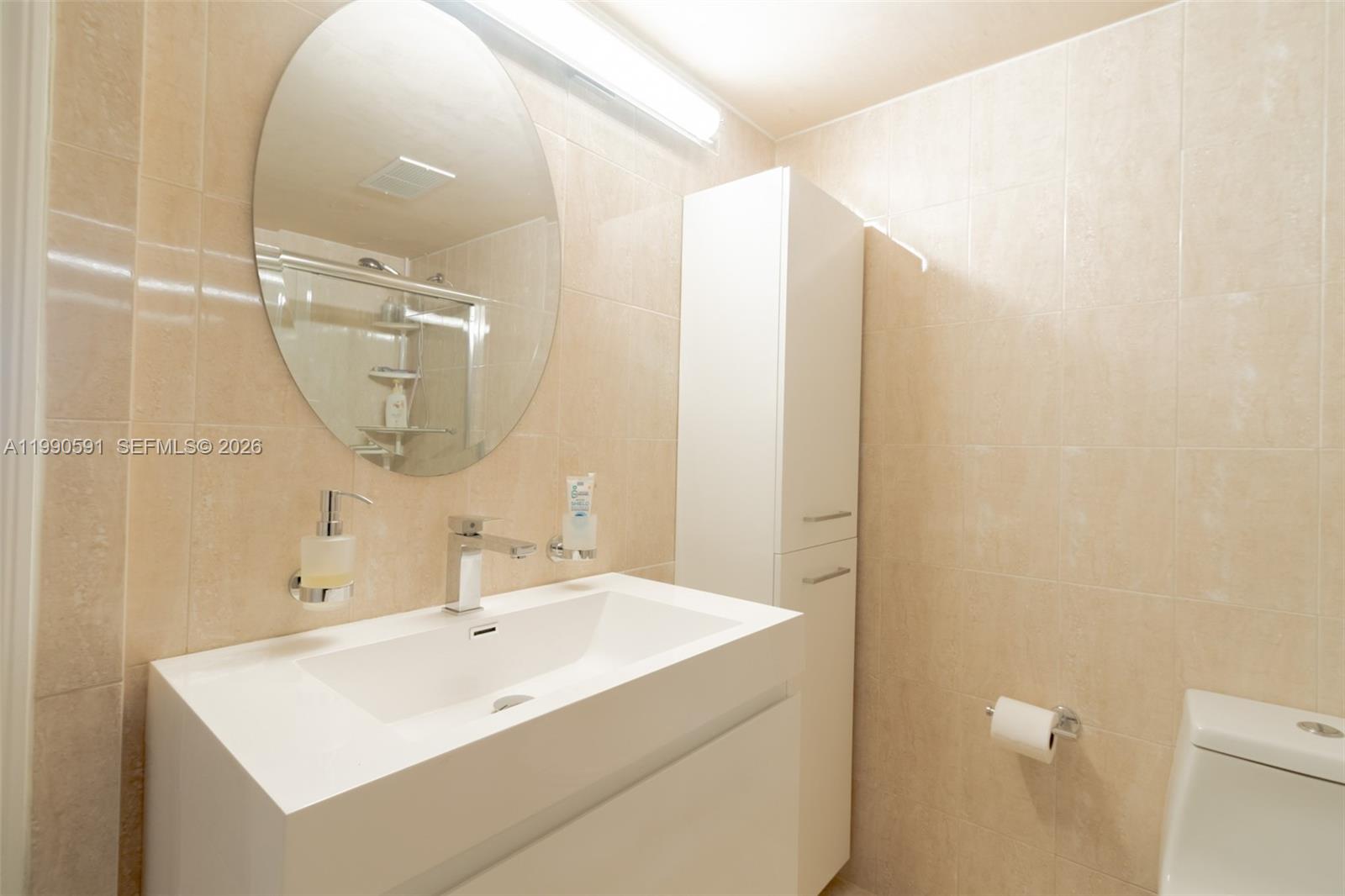 301 174th #2417 Sunny Isles Beach, FL 33160