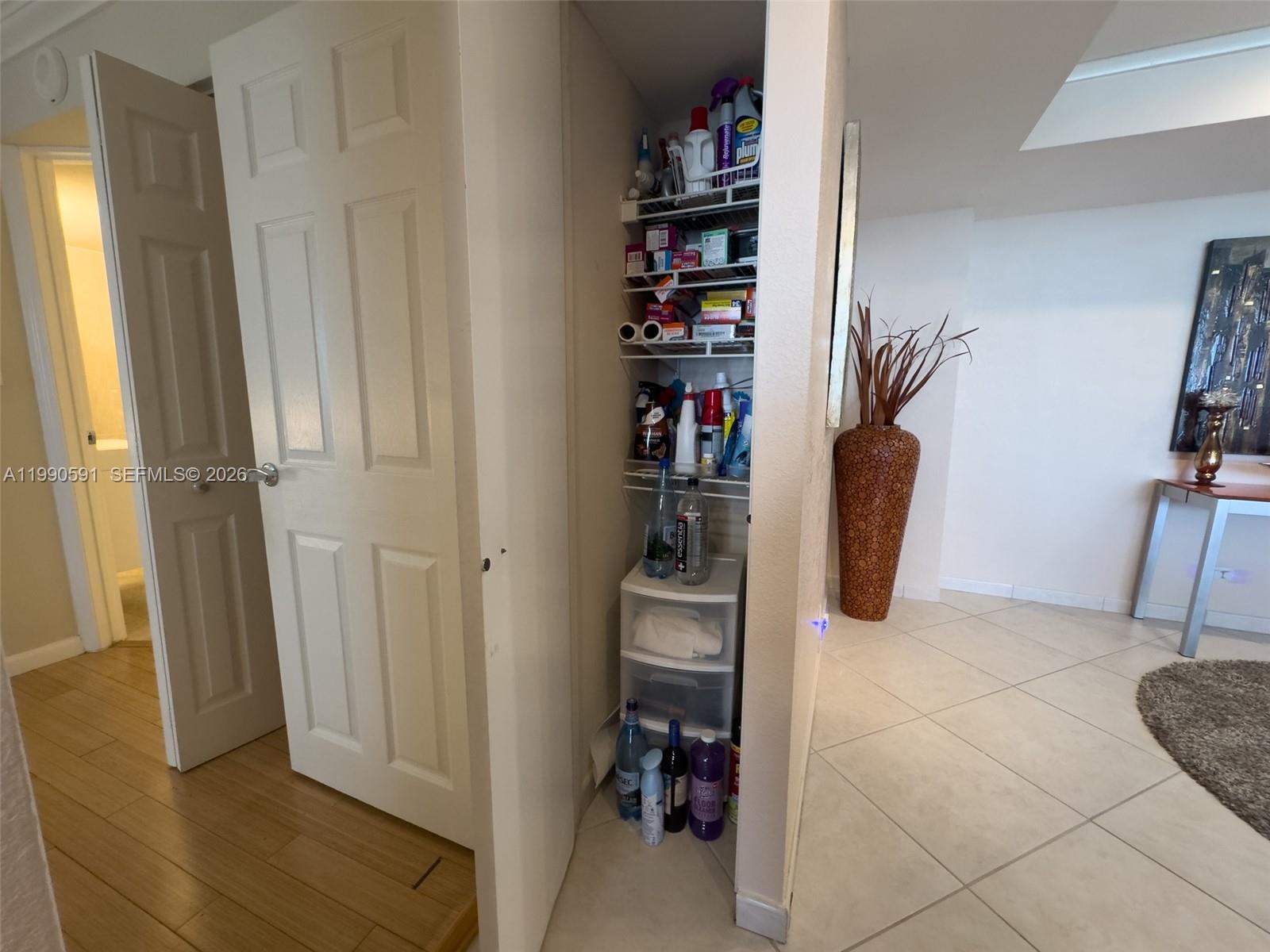 301 174th #2417 Sunny Isles Beach, FL 33160