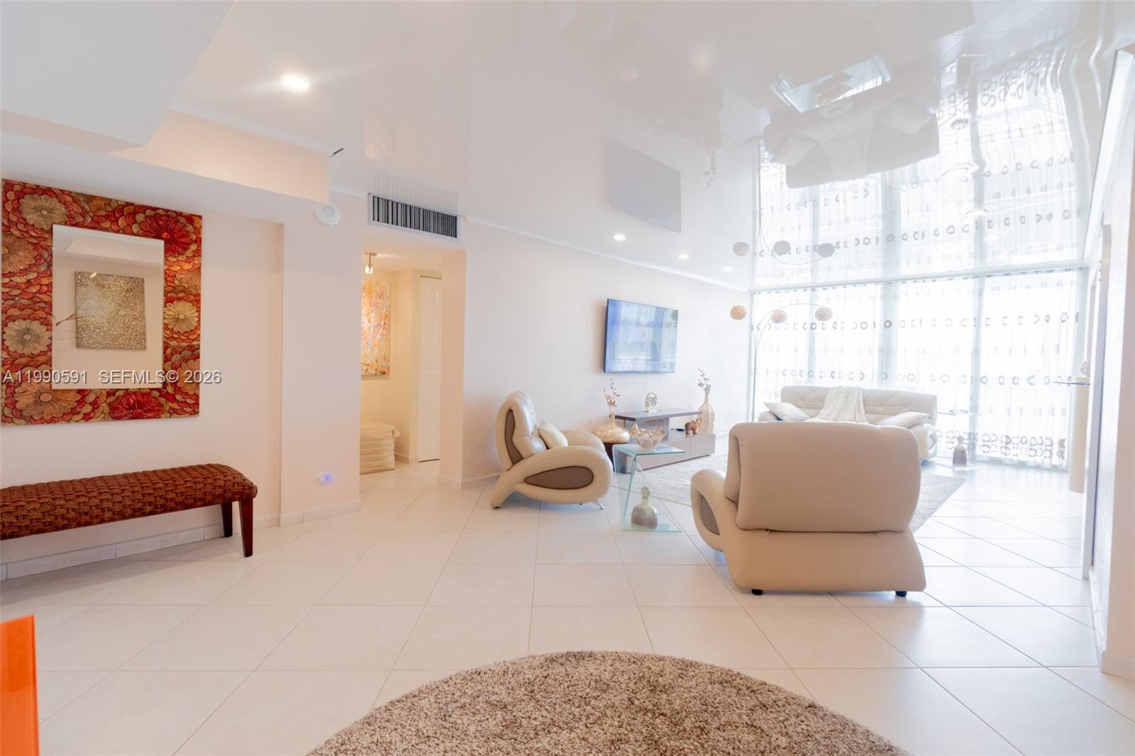 301 174th #2417 Sunny Isles Beach, FL 33160