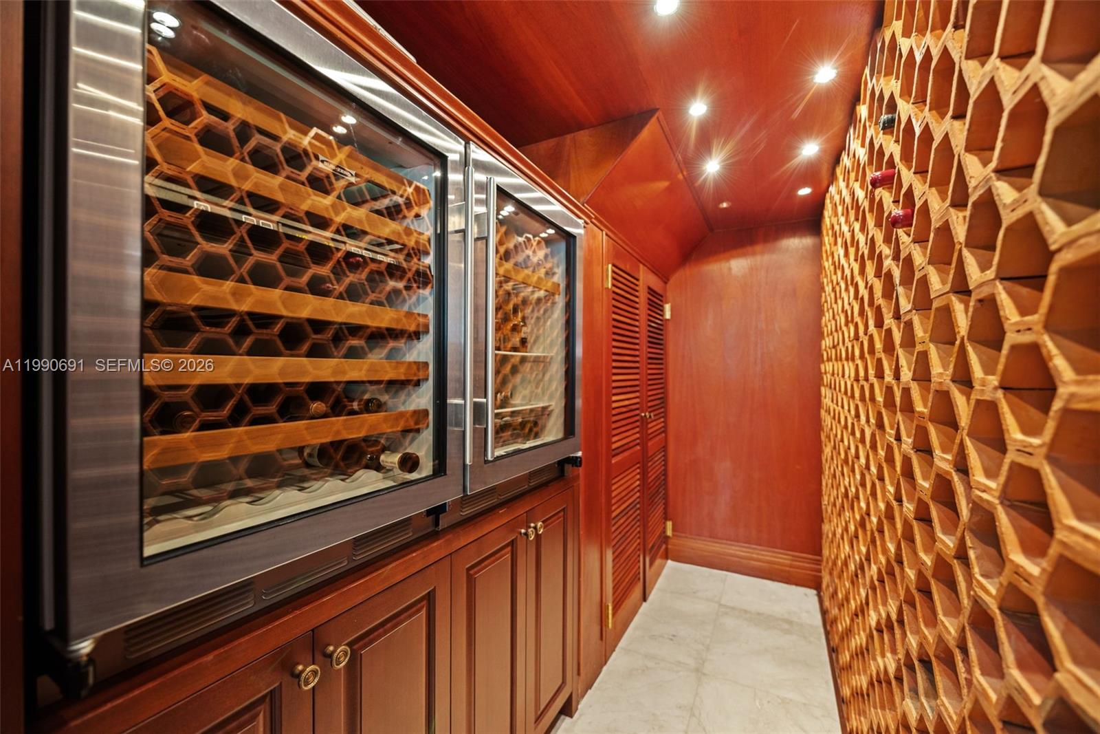 7701 Old Cutler Rd Coral Gables, FL 33143