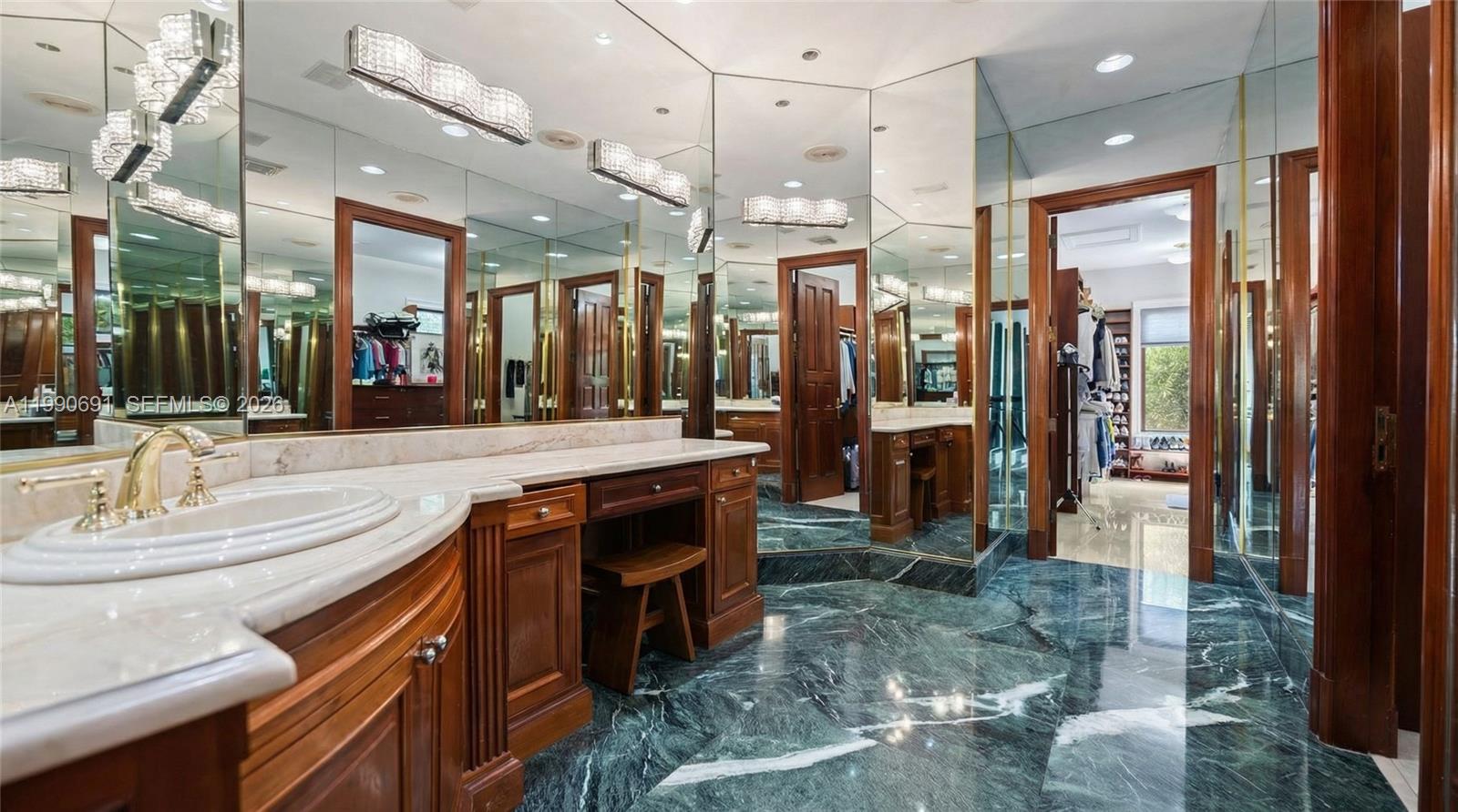 7701 Old Cutler Rd Coral Gables, FL 33143