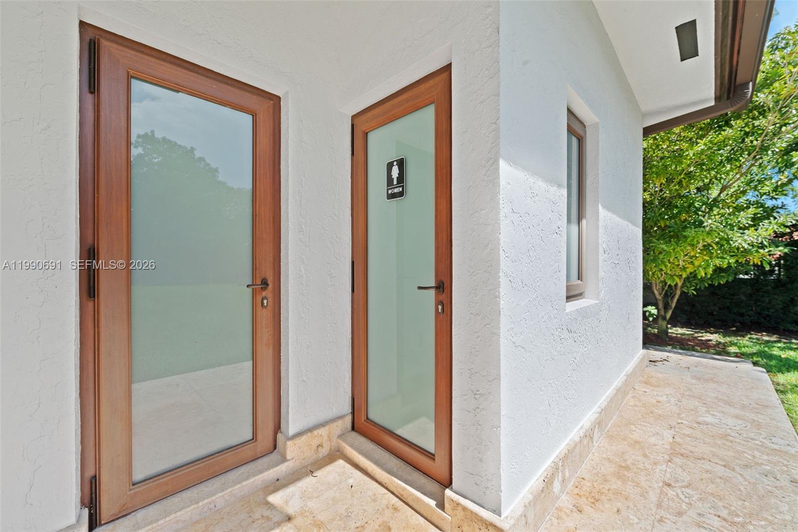 7701 Old Cutler Rd Coral Gables, FL 33143
