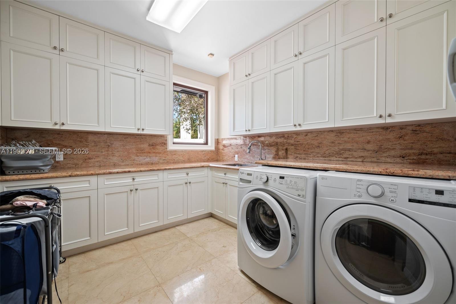 7701 Old Cutler Rd Coral Gables, FL 33143