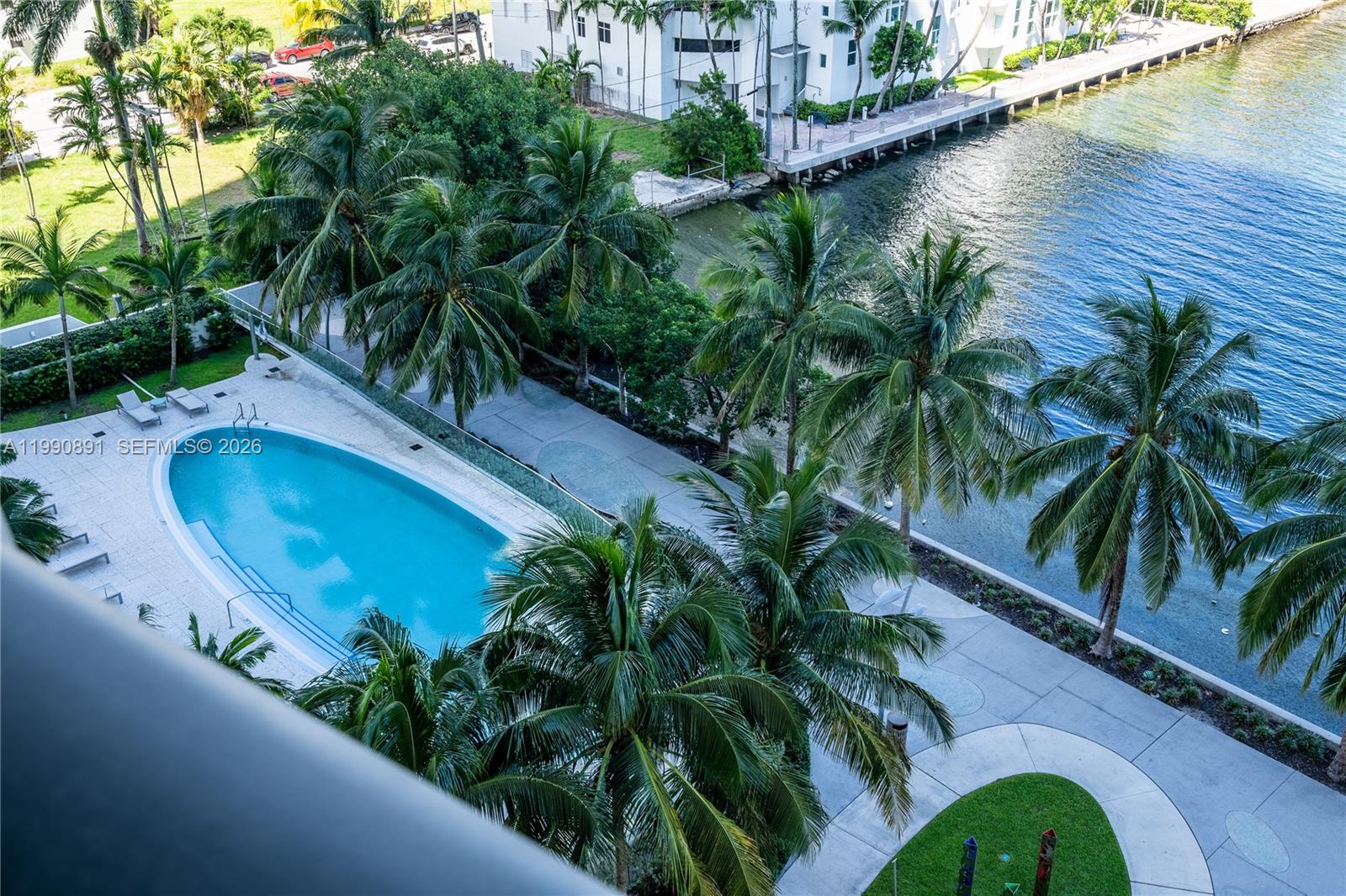 460 NE 28th St #707 Miami, FL 33137