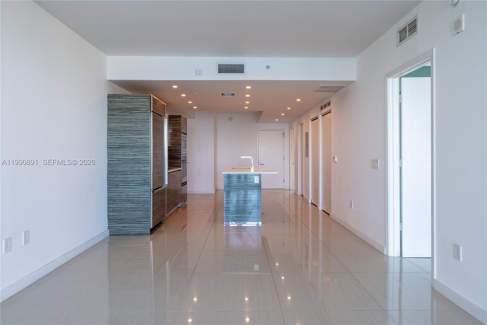 460 NE 28th St #707 Miami, FL 33137